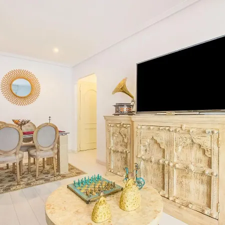 Belvilla By Oyo Apartamento En Cimadevilla Gijón