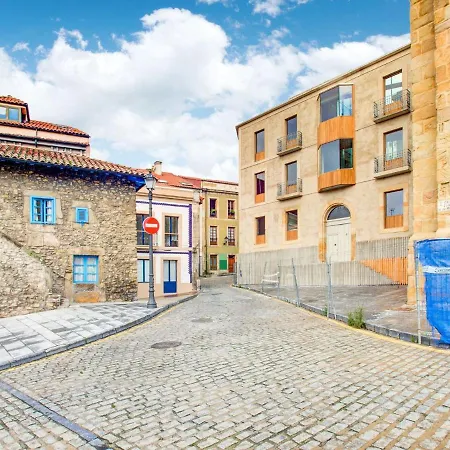 Charming In Gij N Near Seabeach