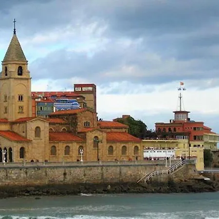 Charming In Gij N Near Seabeach *